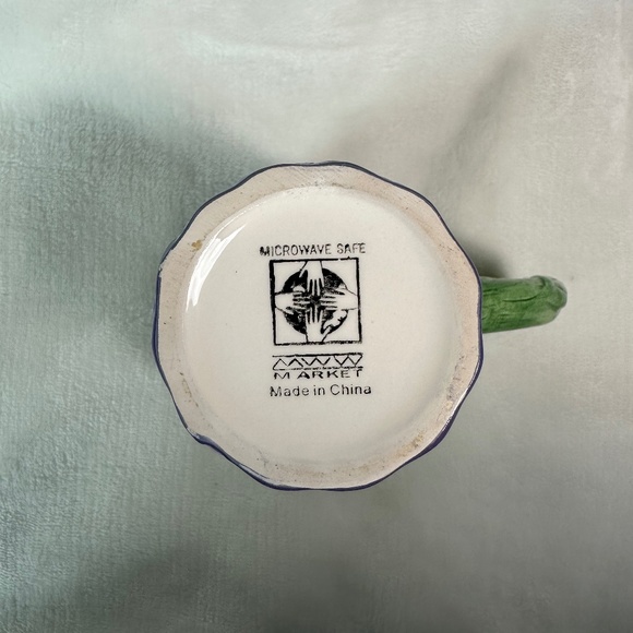 MWW Market Red Poppy Mug - Picture 5 of 6